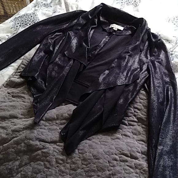 Jacket - Picture 4 of 4